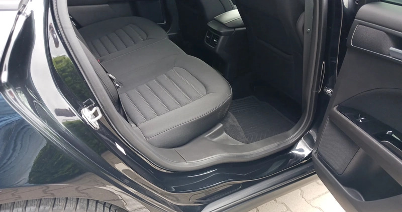 Ford Mondeo cena 57900 przebieg: 28288, rok produkcji 2015 z Maszewo małe 781